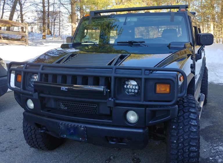 Getting Through the Winter – Windshield Replacement on a 2005 Hummer H2