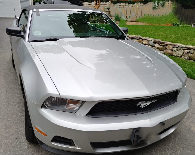 Windshield Replacement on a 2012 Ford Mustang