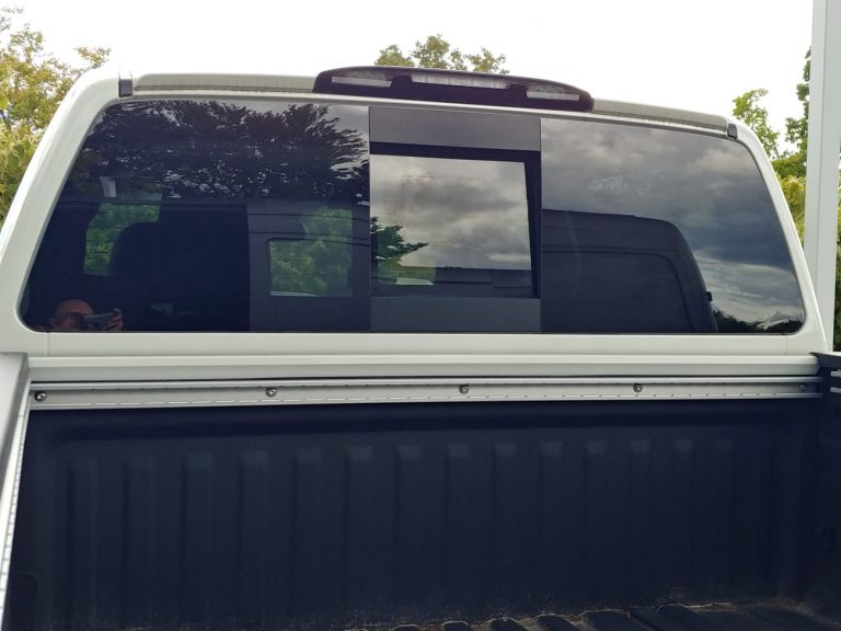 Back Glass Replacement on a 2019 Nissan Titan