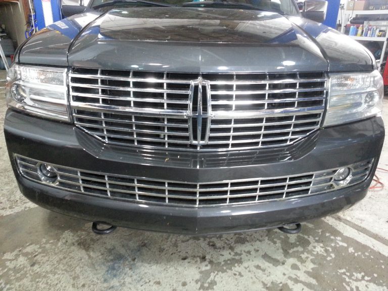 2007 Lincoln Navigator Windshield Replacement Titan Auto Glass