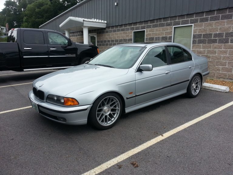 1998 BMW 540 Windshield Replacement in South Hampton NH