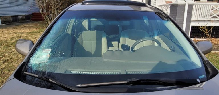 Watch Out For Windy Days: Windshield Replacement on a 2007 Nissan Altima