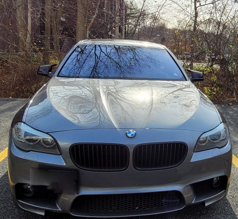 Windshield Replacement on a 2013 BMW 535