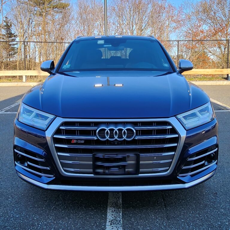 Windshield replacement on a 2019 Audi SQ5 